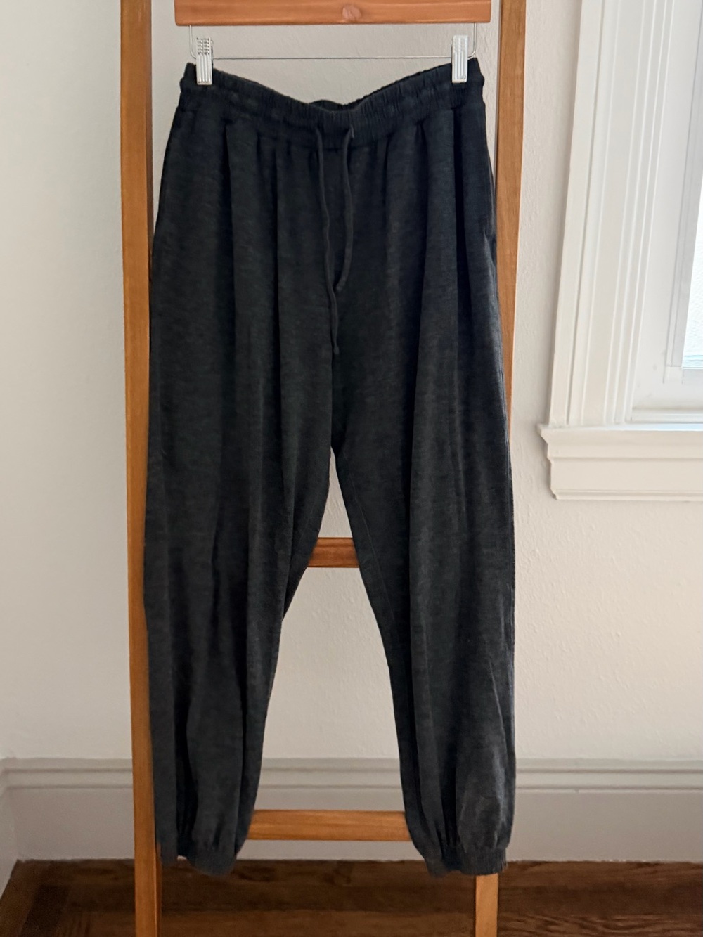 Girlfriend Collective Reset Jogger size Medium in Moon Heather - Picture 2 of 4